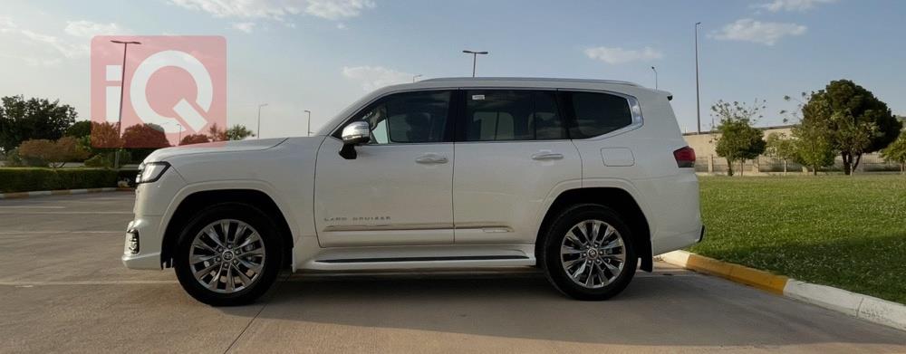 تويوتا لاندكروزر